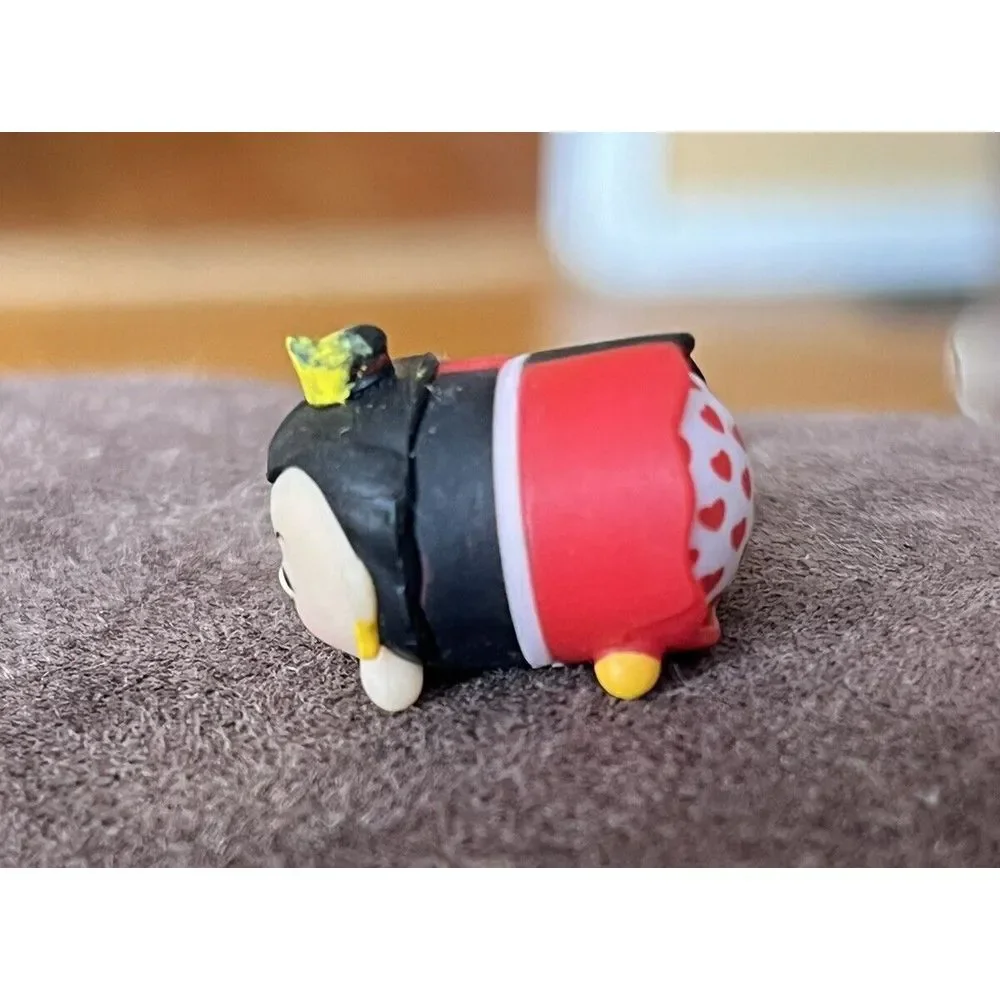 Disney Tsum Tsum‎ - Queen Of Hearts - Small - Mini Vinyl Figure